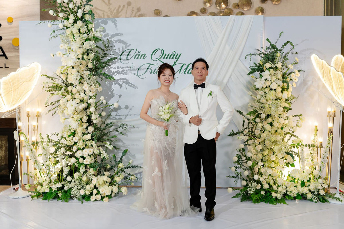 จับคู่ให้ลงตัว: กลยุทธ์เลือกชุดเจ้าบ่าวให้สะท้อนชุดเจ้าสาว สร้าง Storytelling ที่สมบูรณ์แบบ